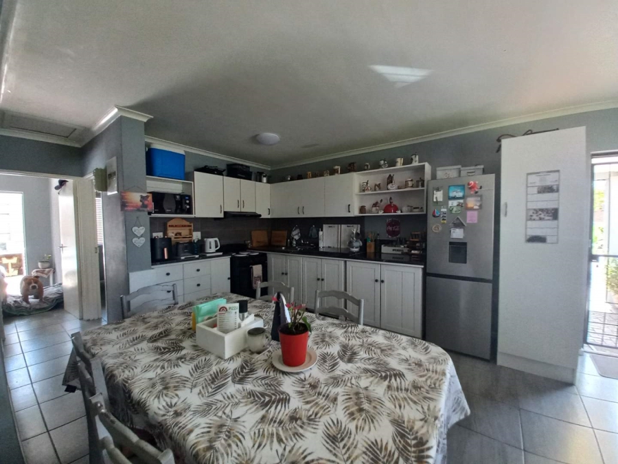 2 Bedroom Property for Sale in Brackenfell South Western Cape